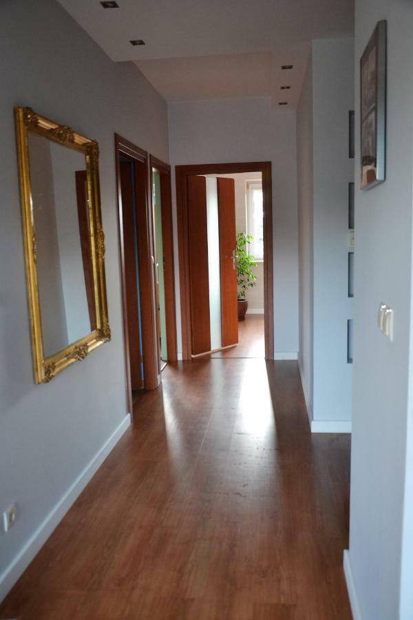Tarnow Dom / Apartament W Centrum Kültér fotó