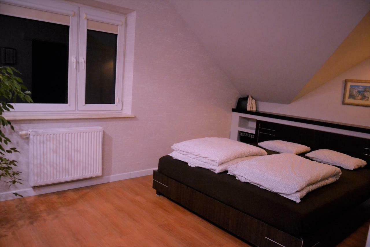 Tarnow Dom / Apartament W Centrum Kültér fotó